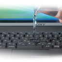 notebook liquido sulla tastiera